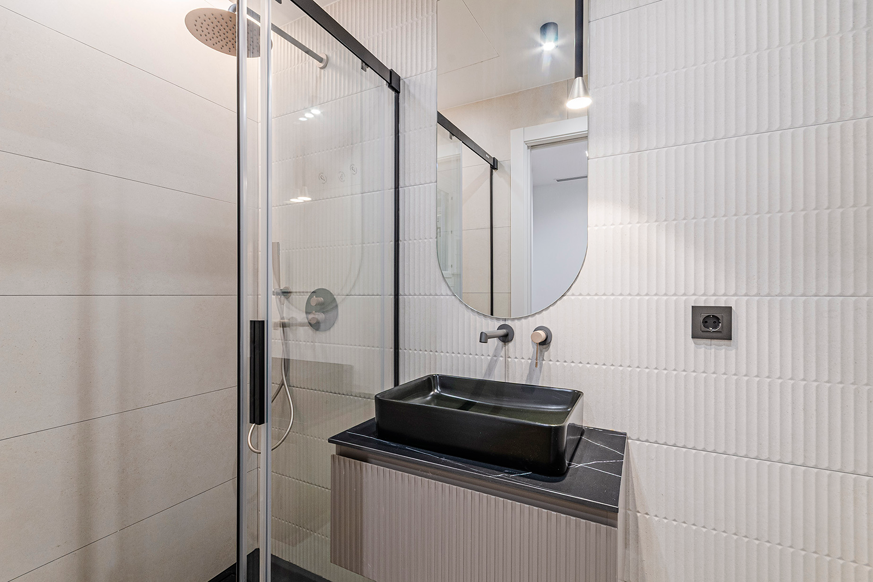  Renovated apartment with 4 bedrooms in Eixample Dreta - 物件實景