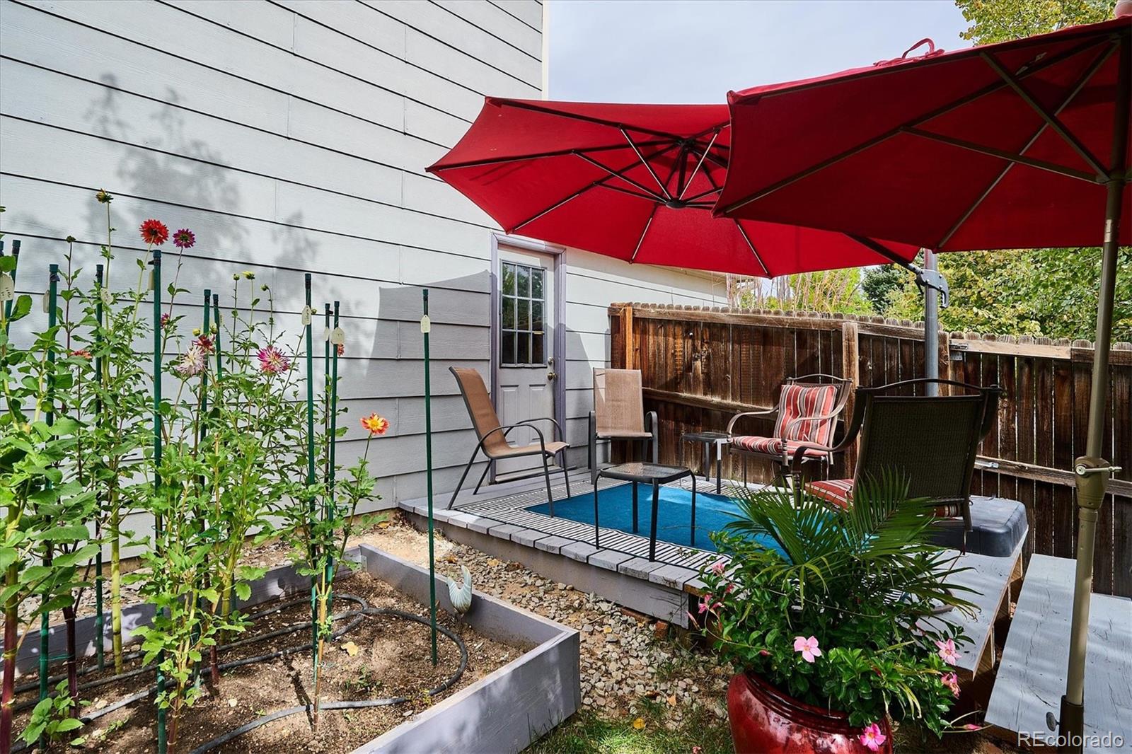 Centennial, Colorado, 80015, United States, 3 Bedrooms Bedrooms, ,1 BathroomBathrooms,Residential,For Sale,1968844