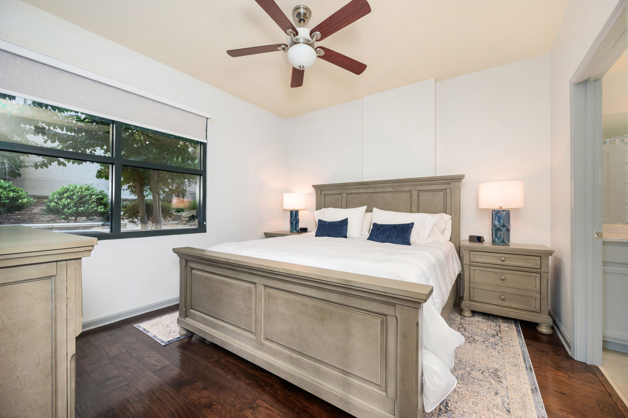  Sophisticated City Living Meets Comfort and Convenience in the Heart of Buckhead - 物件實景