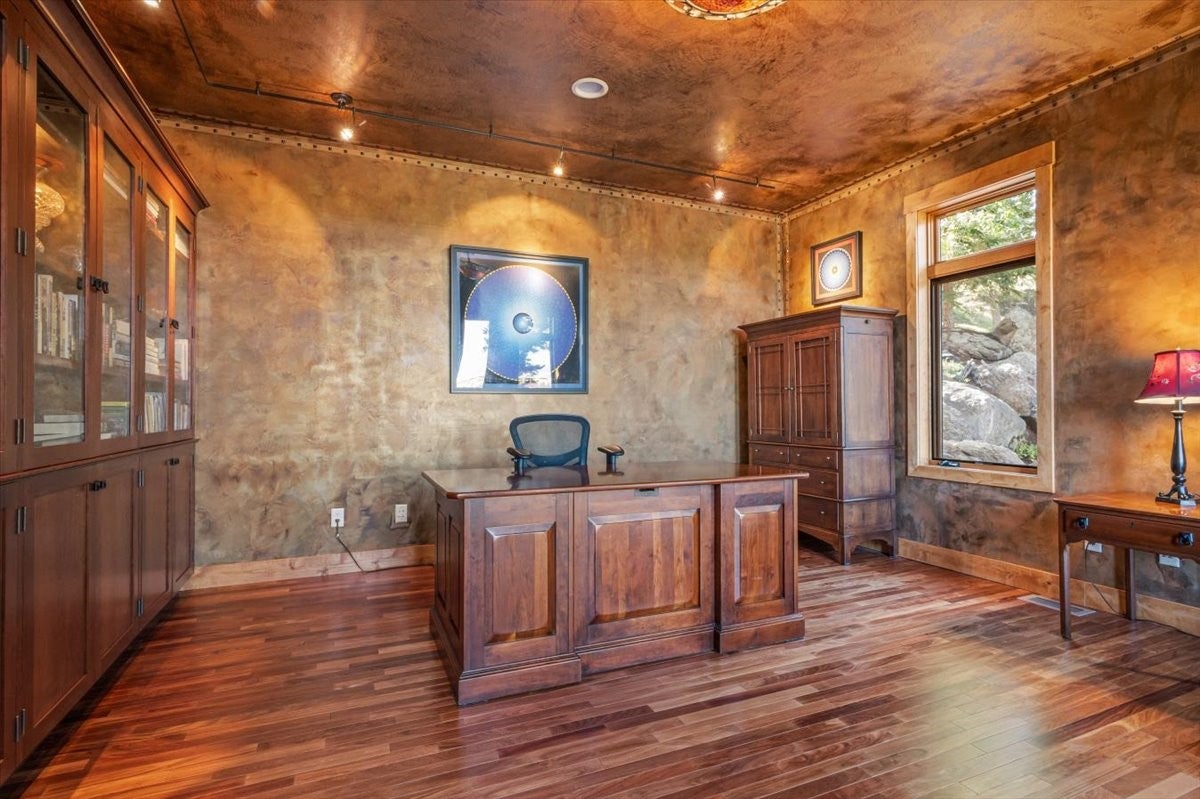 Clancy, Montana, 59634, United States, 6 Bedrooms Bedrooms, ,5 BathroomsBathrooms,Residential,For Sale,1873825
