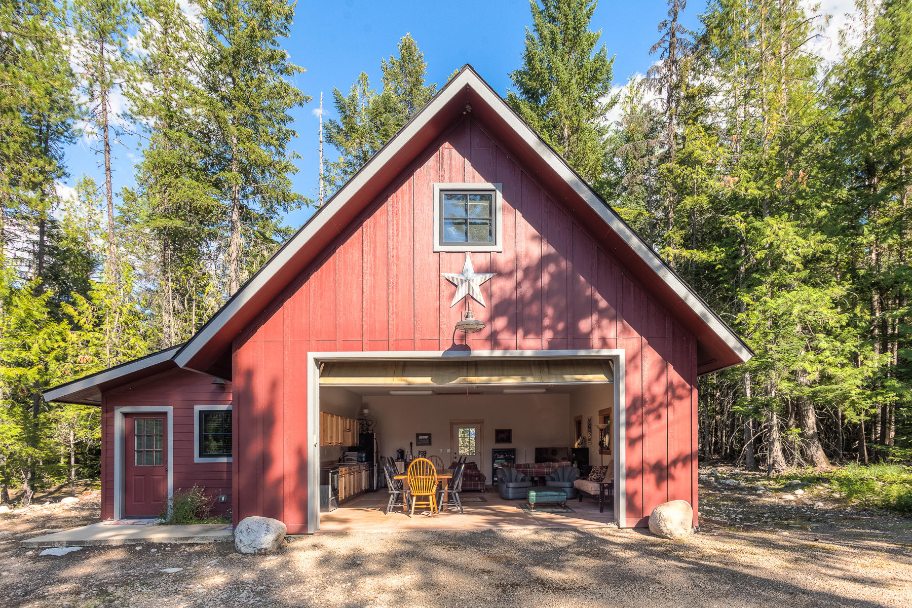 Coolin, Idaho, 83821, United States, 2 Bedrooms Bedrooms, ,1 BathroomBathrooms,Residential,For Sale,1921684