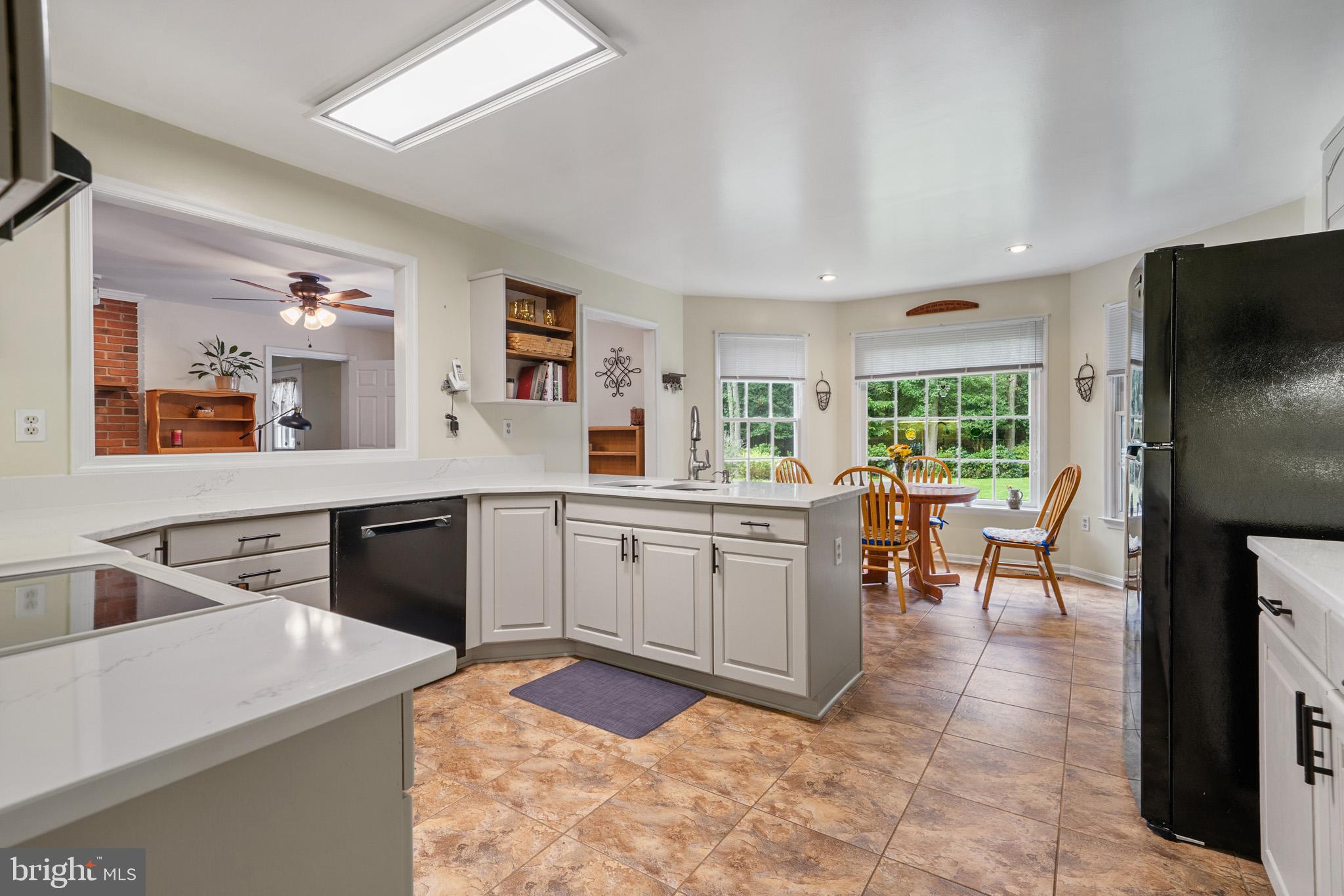 La Plata, Maryland, 20646, United States, 5 Bedrooms Bedrooms, ,3 BathroomsBathrooms,Residential,For Sale,1922915