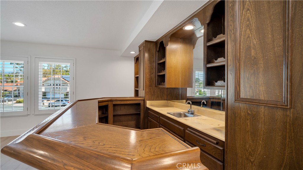 Lake Forest, California, 92630, United States, 4 Bedrooms Bedrooms, ,3 BathroomsBathrooms,Residential,For Sale,1987974