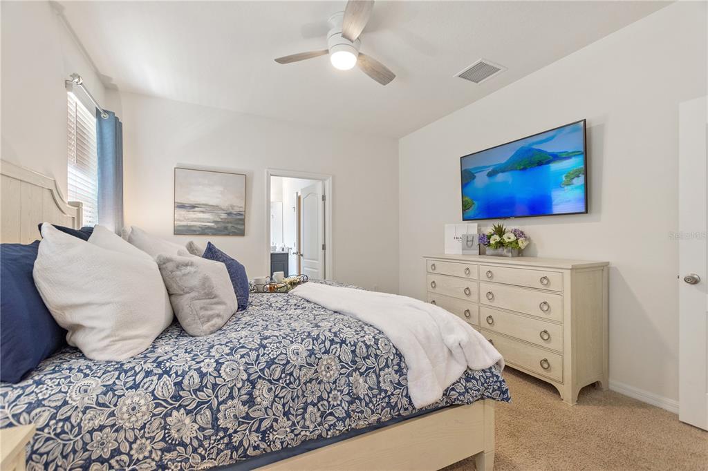 Davenport, Florida, 33837, United States, 7 Bedrooms Bedrooms, ,6 BathroomsBathrooms,Residential,For Sale,1883075