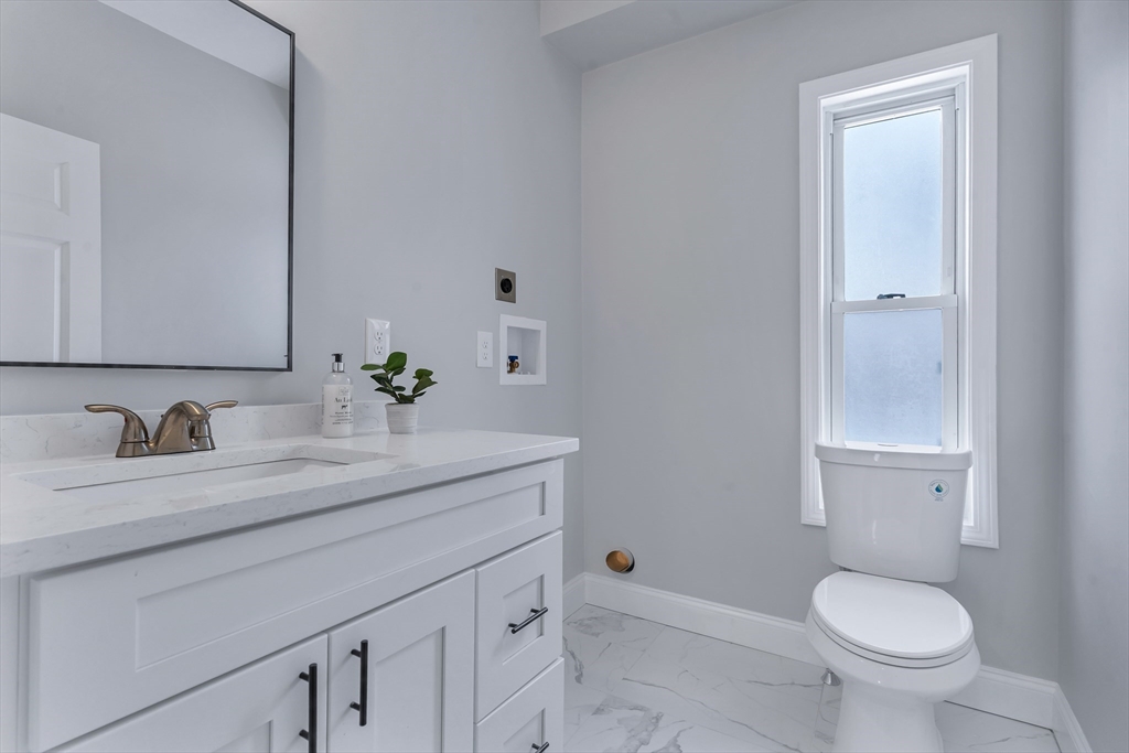 Dedham, Massachusetts, 02026, United States, 3 Bedrooms Bedrooms, ,2 BathroomsBathrooms,Residential,For Sale,2040275