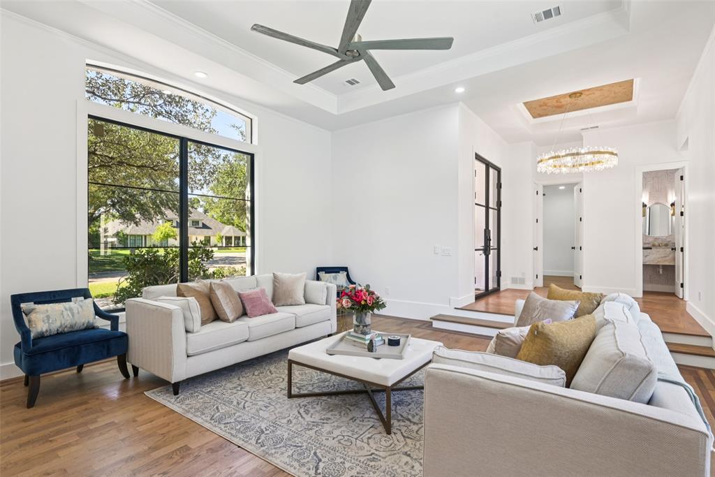 Dallas, Texas, 75248, United States, 4 Bedrooms Bedrooms, ,4 BathroomsBathrooms,Residential,For Sale,1900656