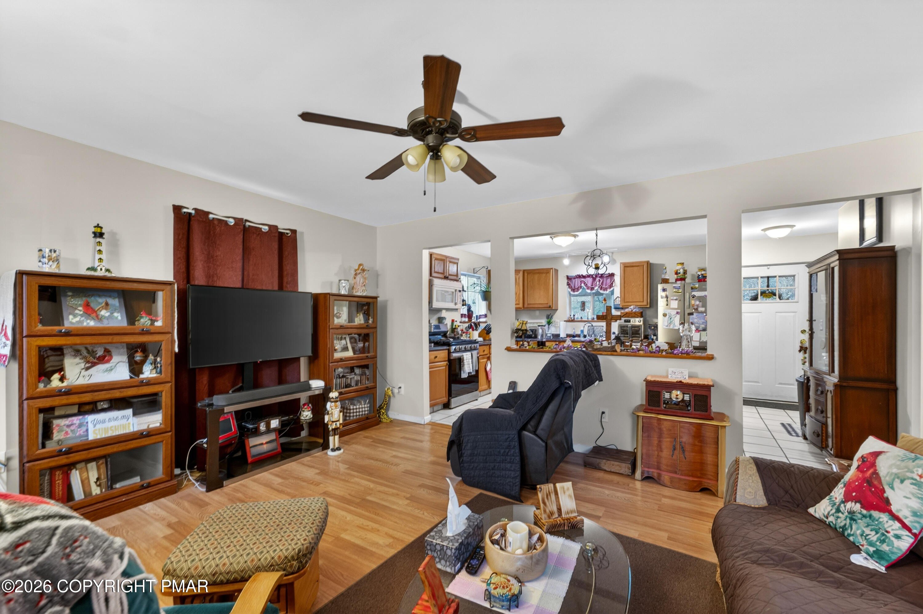 Blakeslee, Pennsylvania, 18610, United States, 6 Bedrooms Bedrooms, ,3 BathroomsBathrooms,Residential,For Sale,2042920