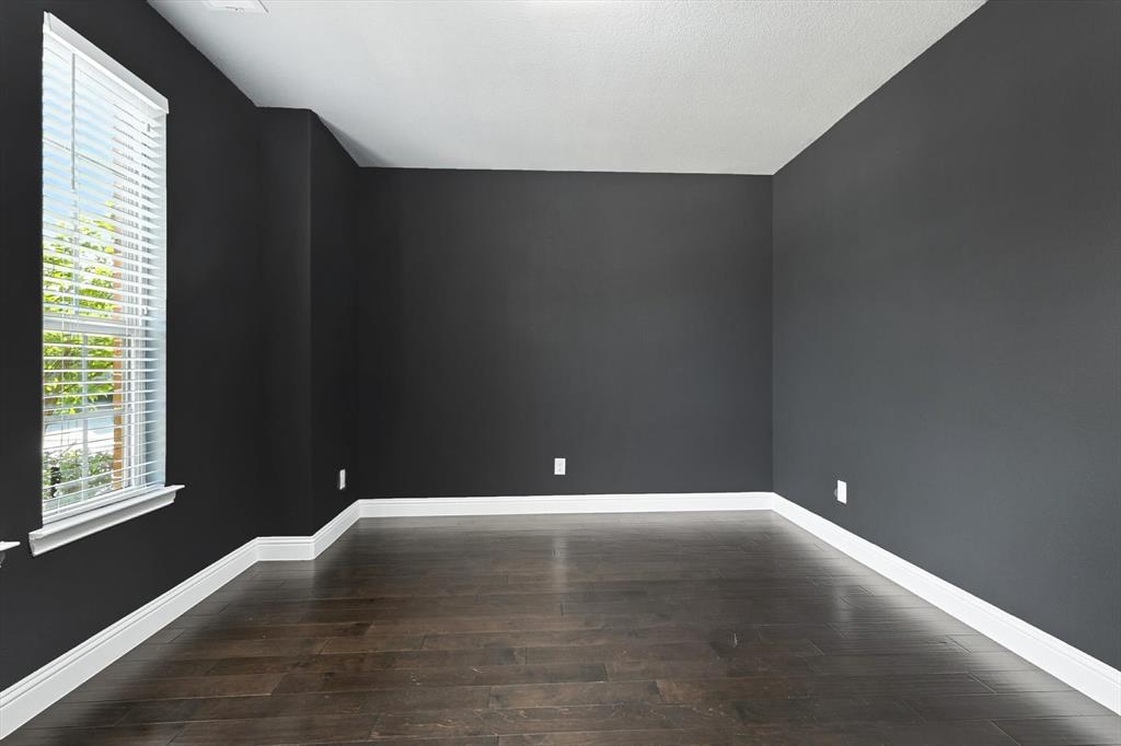 Little Elm, Texas, 75068, United States, 4 Bedrooms Bedrooms, ,5 BathroomsBathrooms,Residential,For Sale,1982931