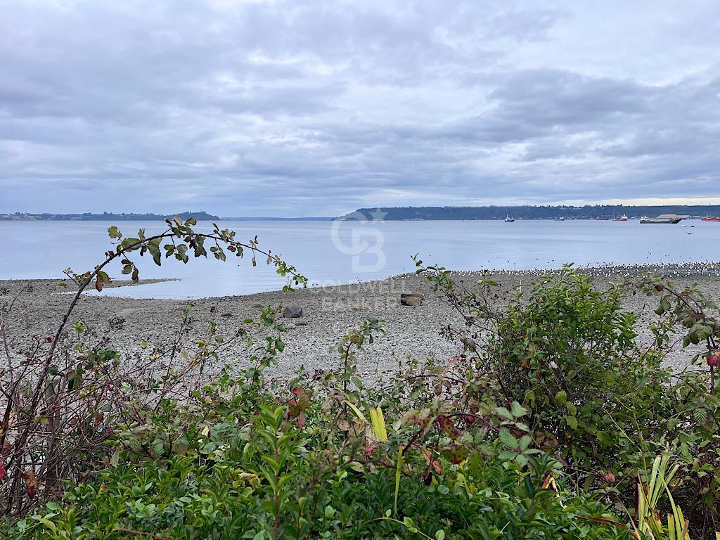 Puerto Montt, Chile, 5 Bedrooms Bedrooms, ,3 BathroomsBathrooms,Residential,For Sale,1907839
