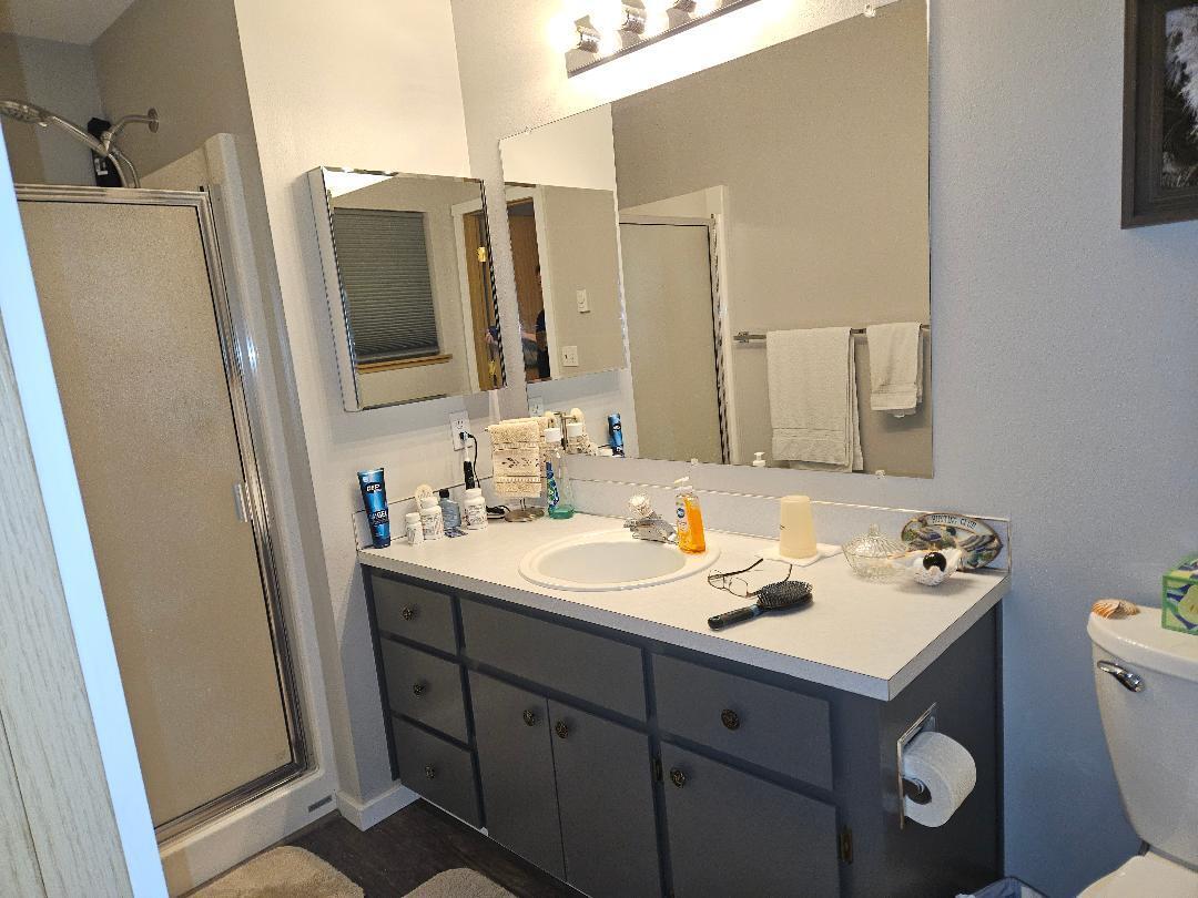 Prineville, Oregon, 97754, United States, 3 Bedrooms Bedrooms, ,2 BathroomsBathrooms,Residential,For Sale,2009678