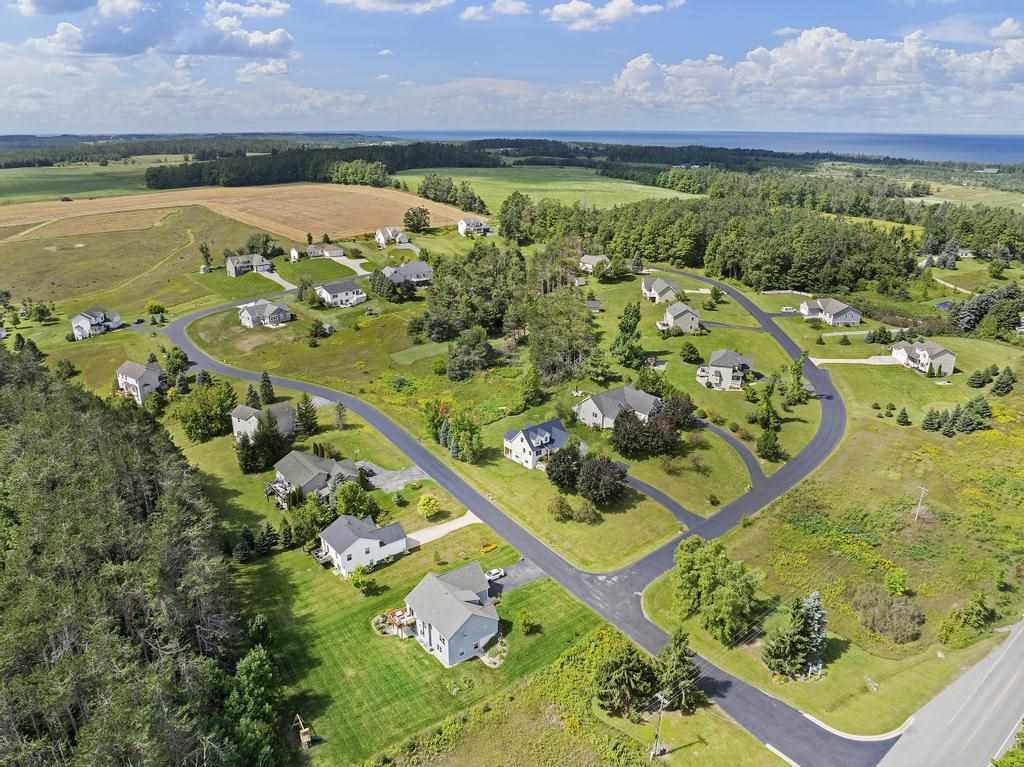 Petoskey, Michigan, 49770, United States, 4 Bedrooms Bedrooms, ,3 BathroomsBathrooms,Residential,For Sale,1932597