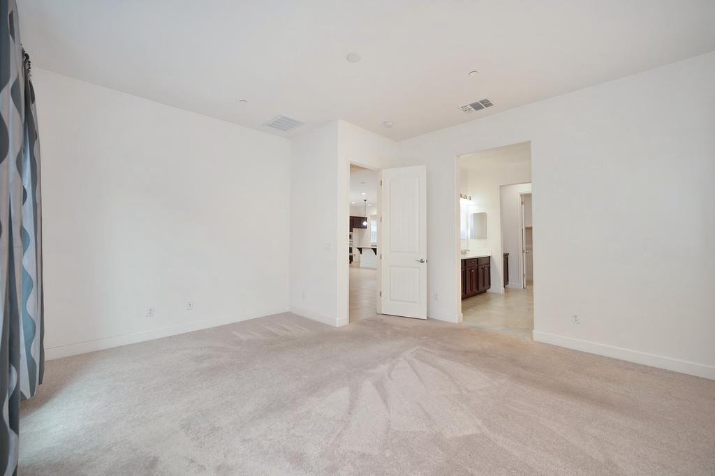 Sacramento, California, 95834, United States, 2 Bedrooms Bedrooms, ,2 BathroomsBathrooms,Residential,For Sale,1999739