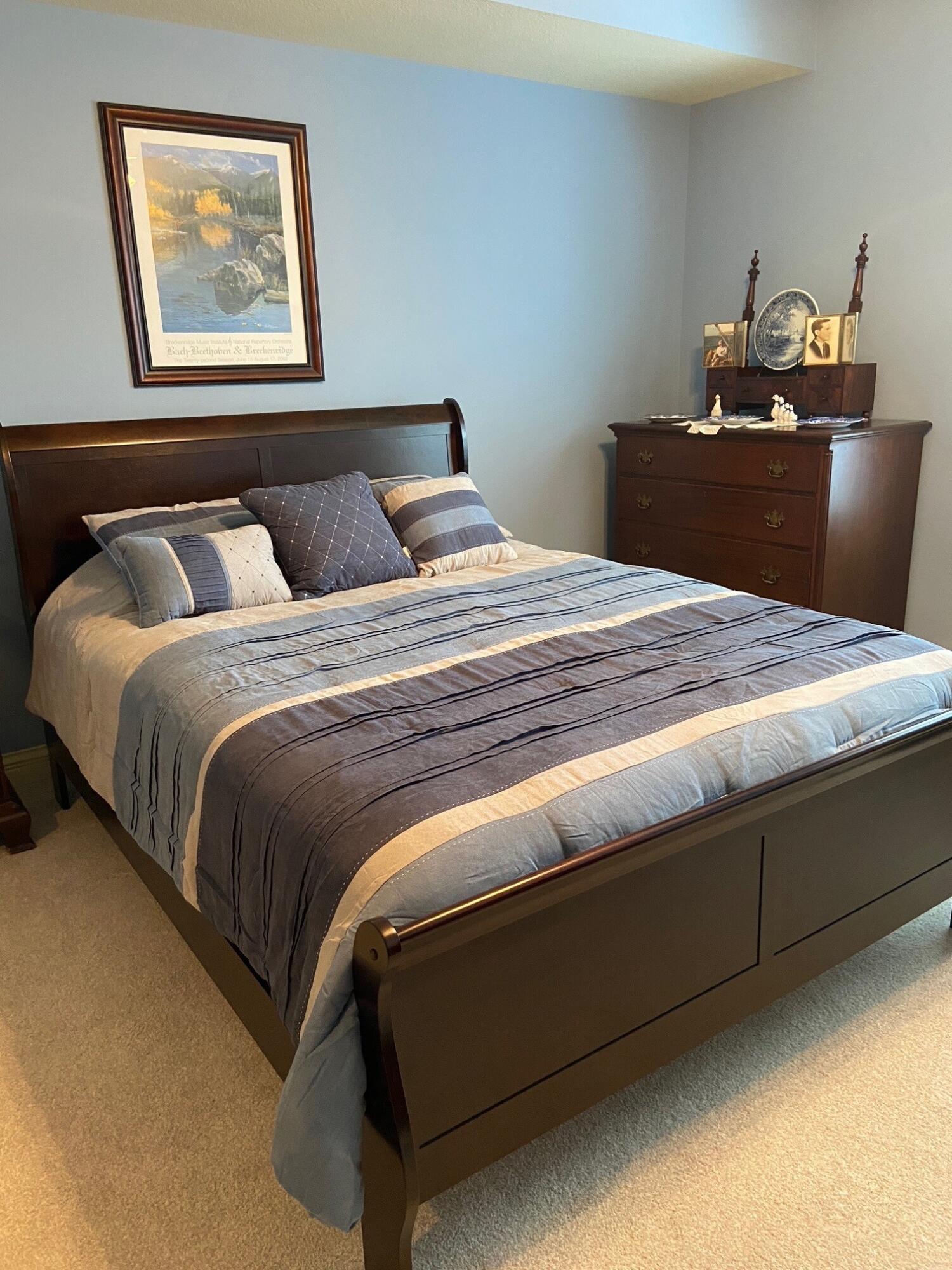 COLUMBIA, Missouri, 65203, United States, 4 Bedrooms Bedrooms, ,6 BathroomsBathrooms,Residential,For Sale,2013236