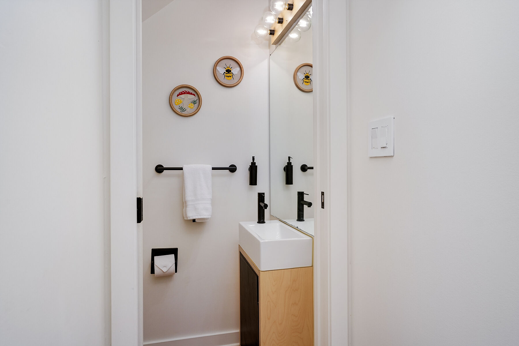  Vibrant Dragon Alley - 物件實景