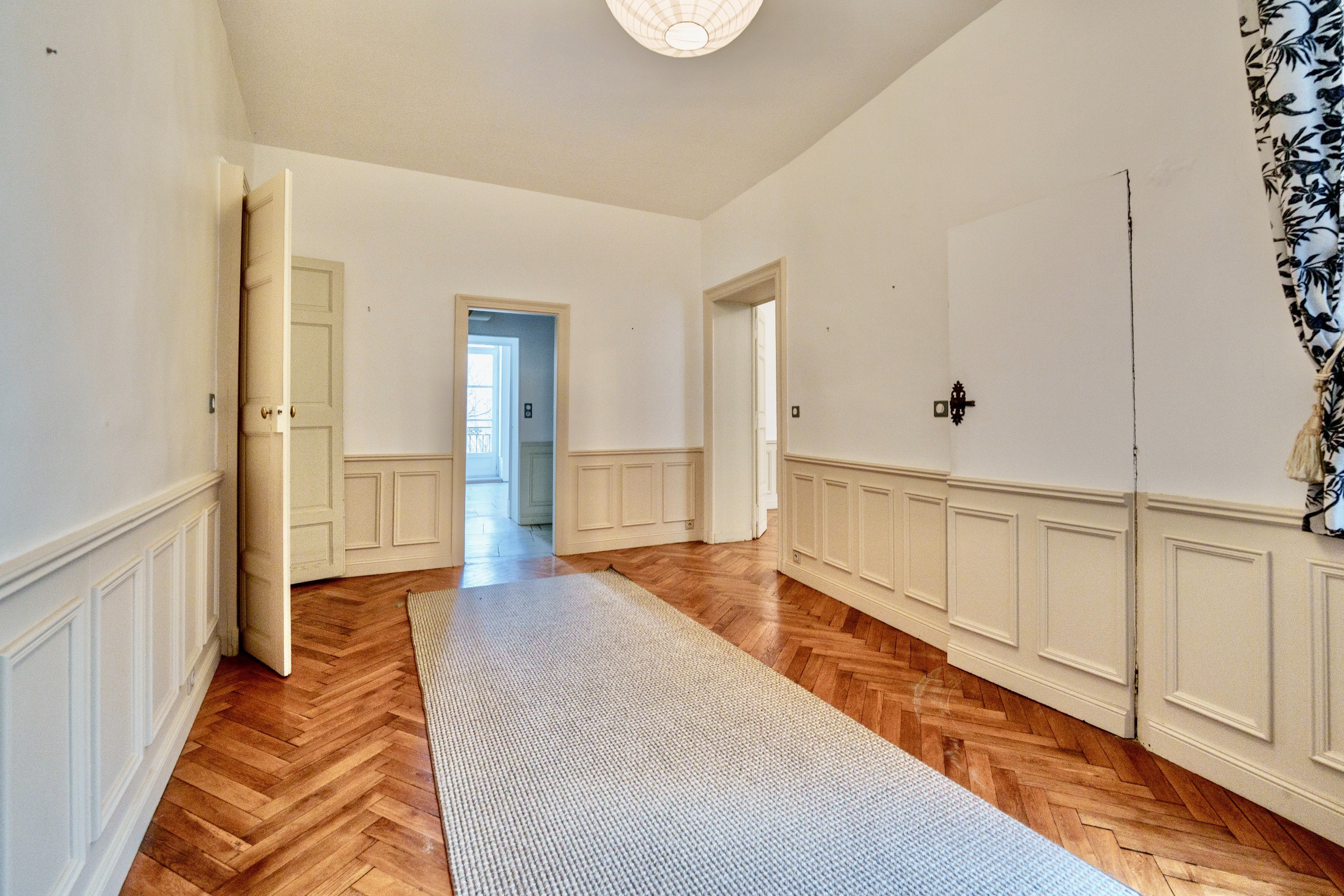  Exceptional Property in One of Montpellier’s Most Sought-After Squares - 物件實景