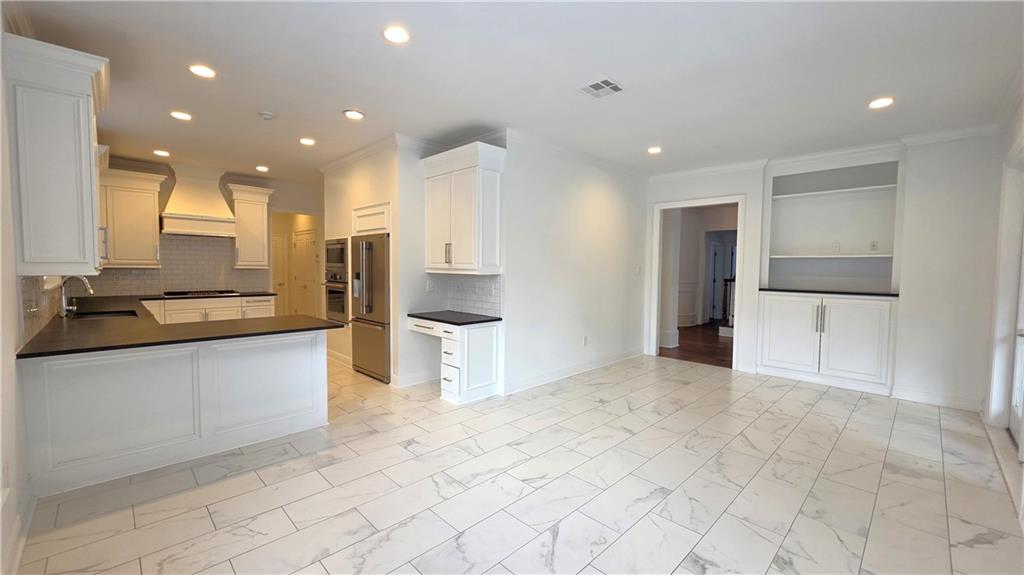 New Orleans, Louisiana, 70131, United States, 4 Bedrooms Bedrooms, ,3 BathroomsBathrooms,Residential,For Sale,1992902