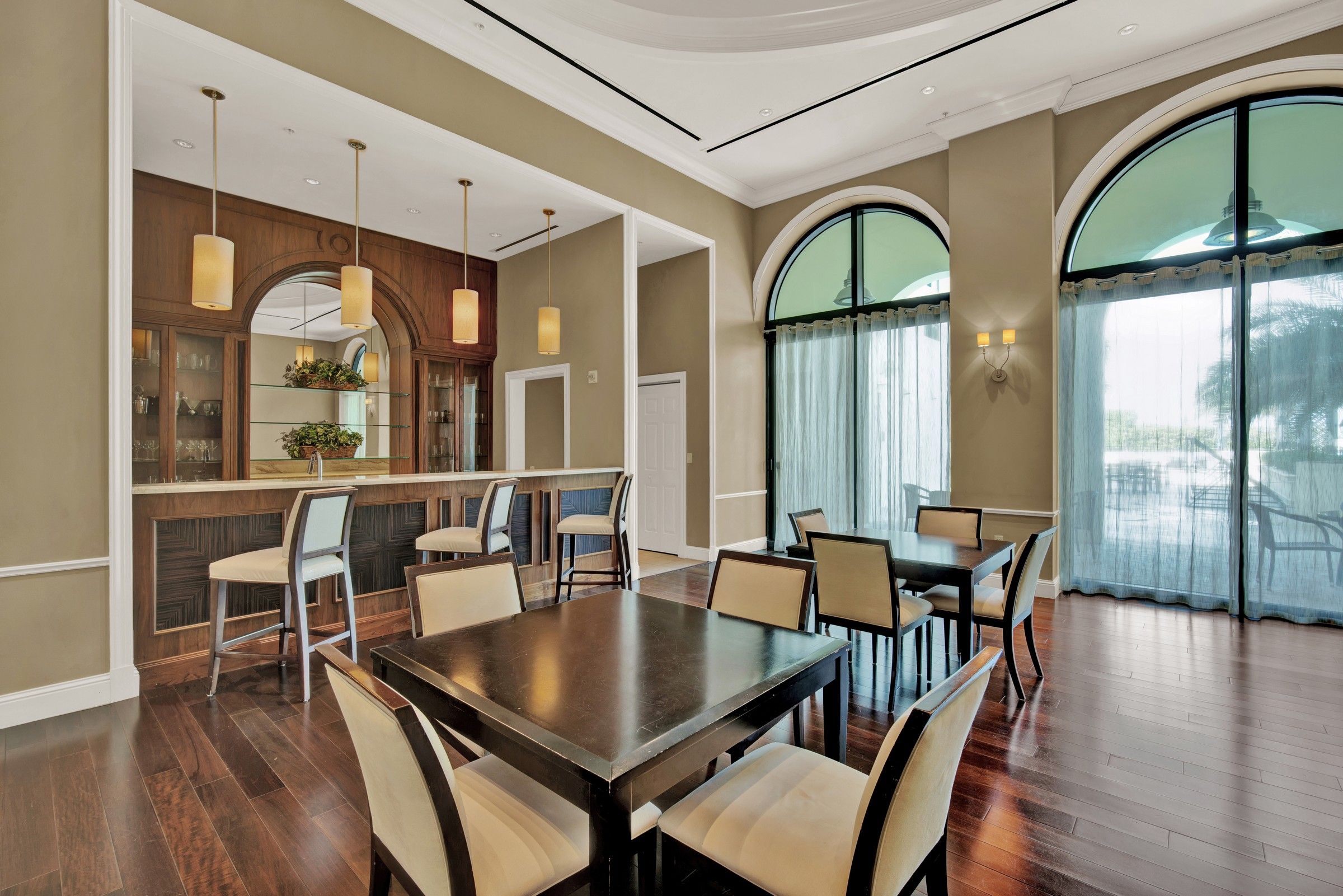  1300 Ponce De Leon Blvd, Coral Gables, FL, 33134 - 物件實景