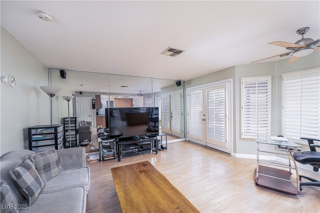 Las Vegas, Nevada, 89117, United States, 3 Bedrooms Bedrooms, ,3 BathroomsBathrooms,Residential,For Sale,1902461