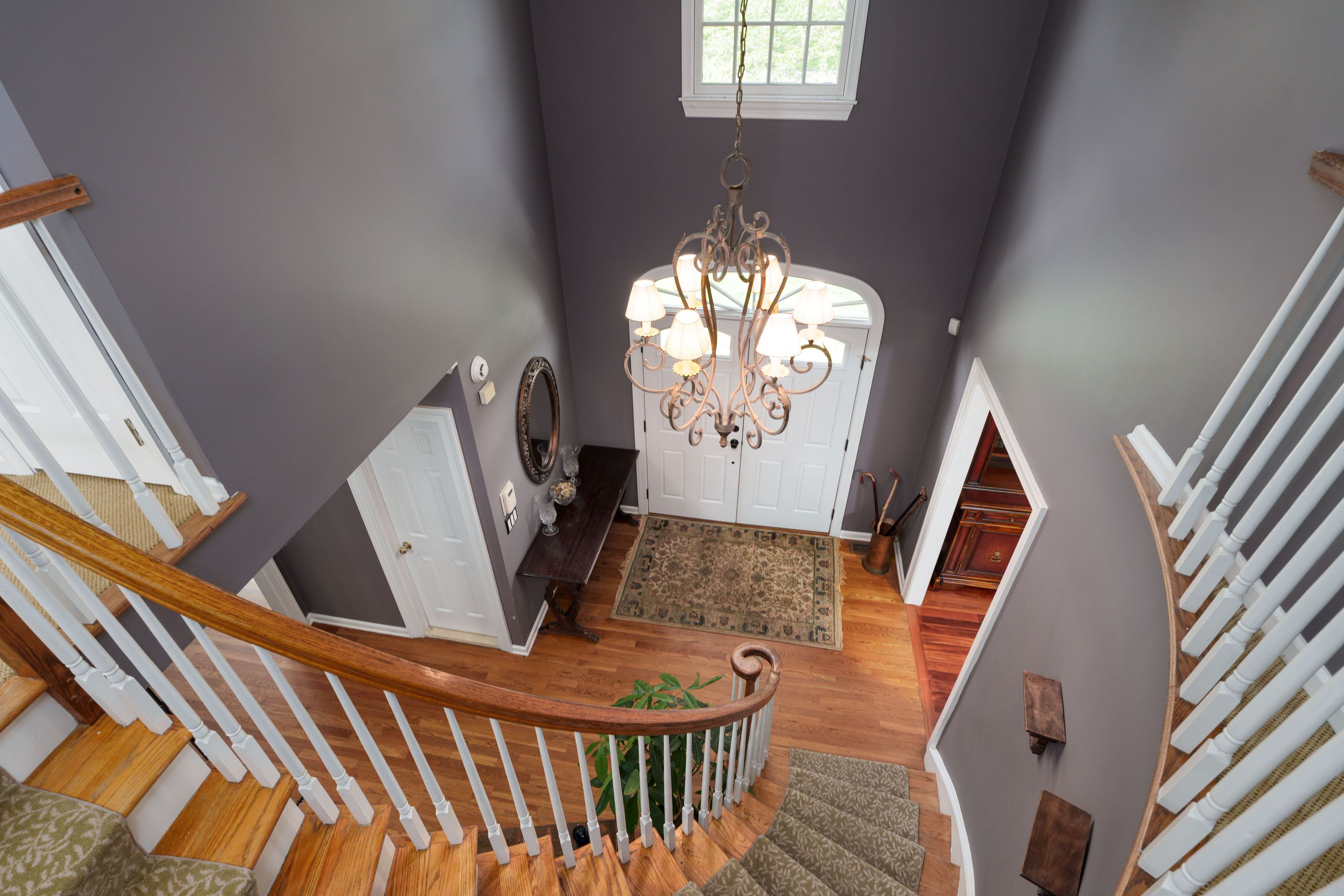  Kingsbrook Cul-de-Sac Home With 5 Bedrooms and a Finished Basement - 物件實景