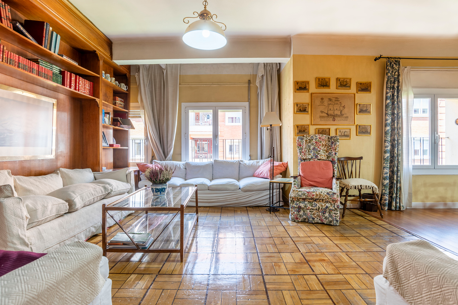  Castelló, Salamanca: An exterior gem to create your dream residence - 物件實景