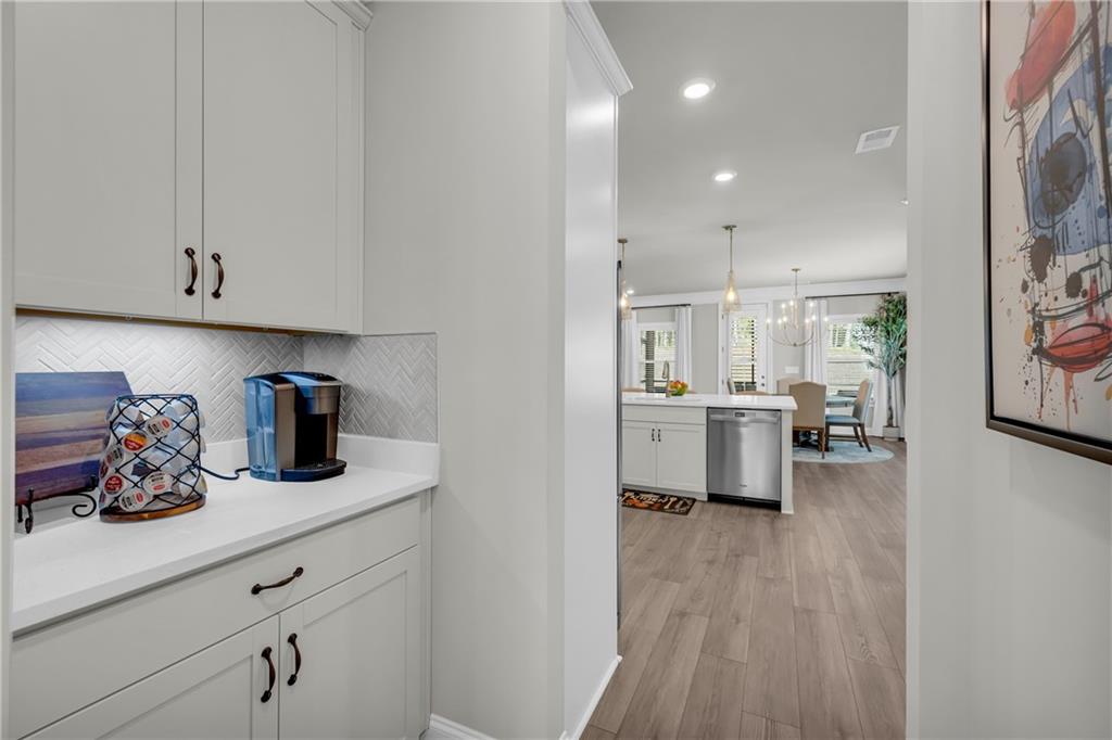 Villa Rica, Georgia, 30180, United States, 5 Bedrooms Bedrooms, ,4 BathroomsBathrooms,Residential,For Sale,1983634