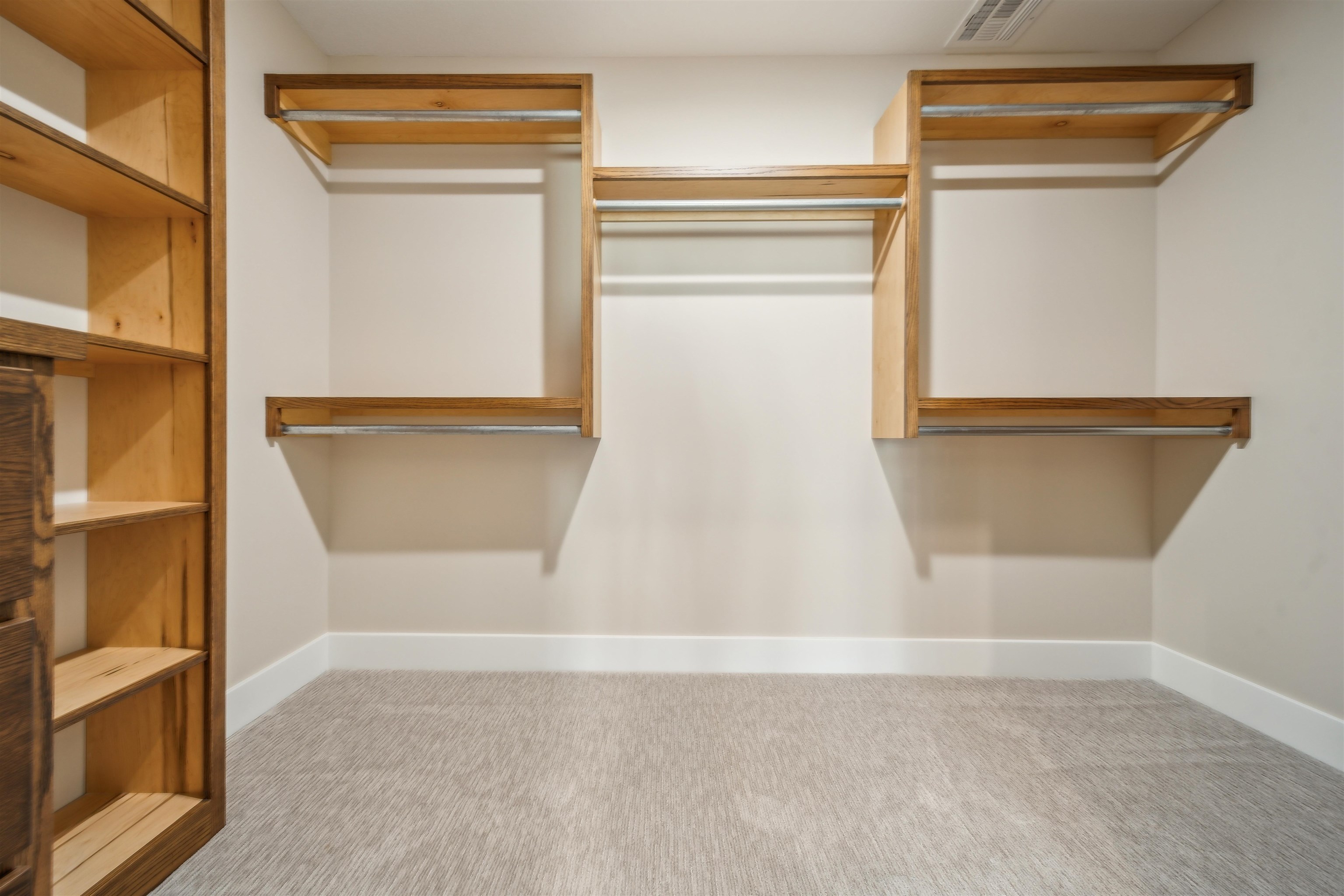 Goddard, Kansas, 67052, United States, 3 Bedrooms Bedrooms, ,3 BathroomsBathrooms,Residential,For Sale,1786497