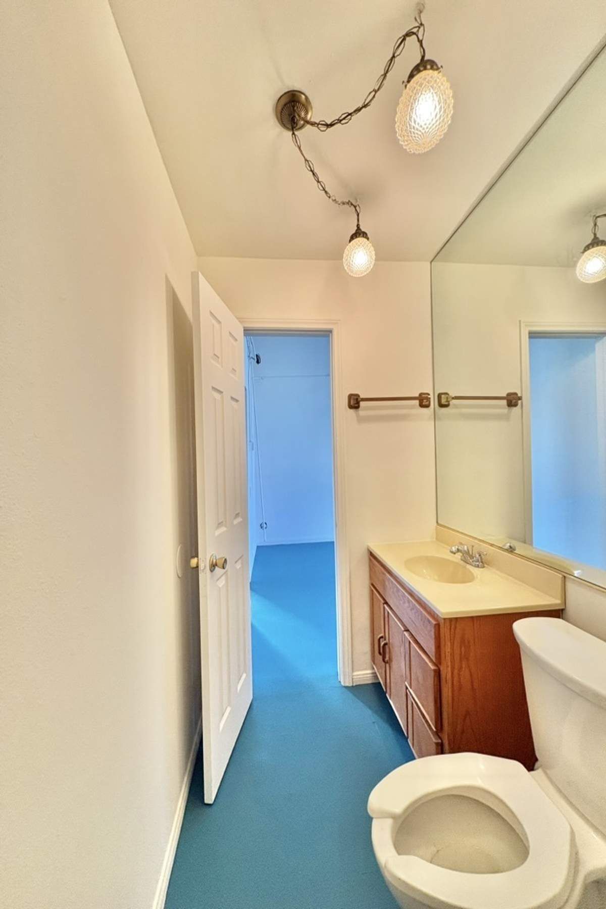  6041 Cleon Avenue - 物件實景