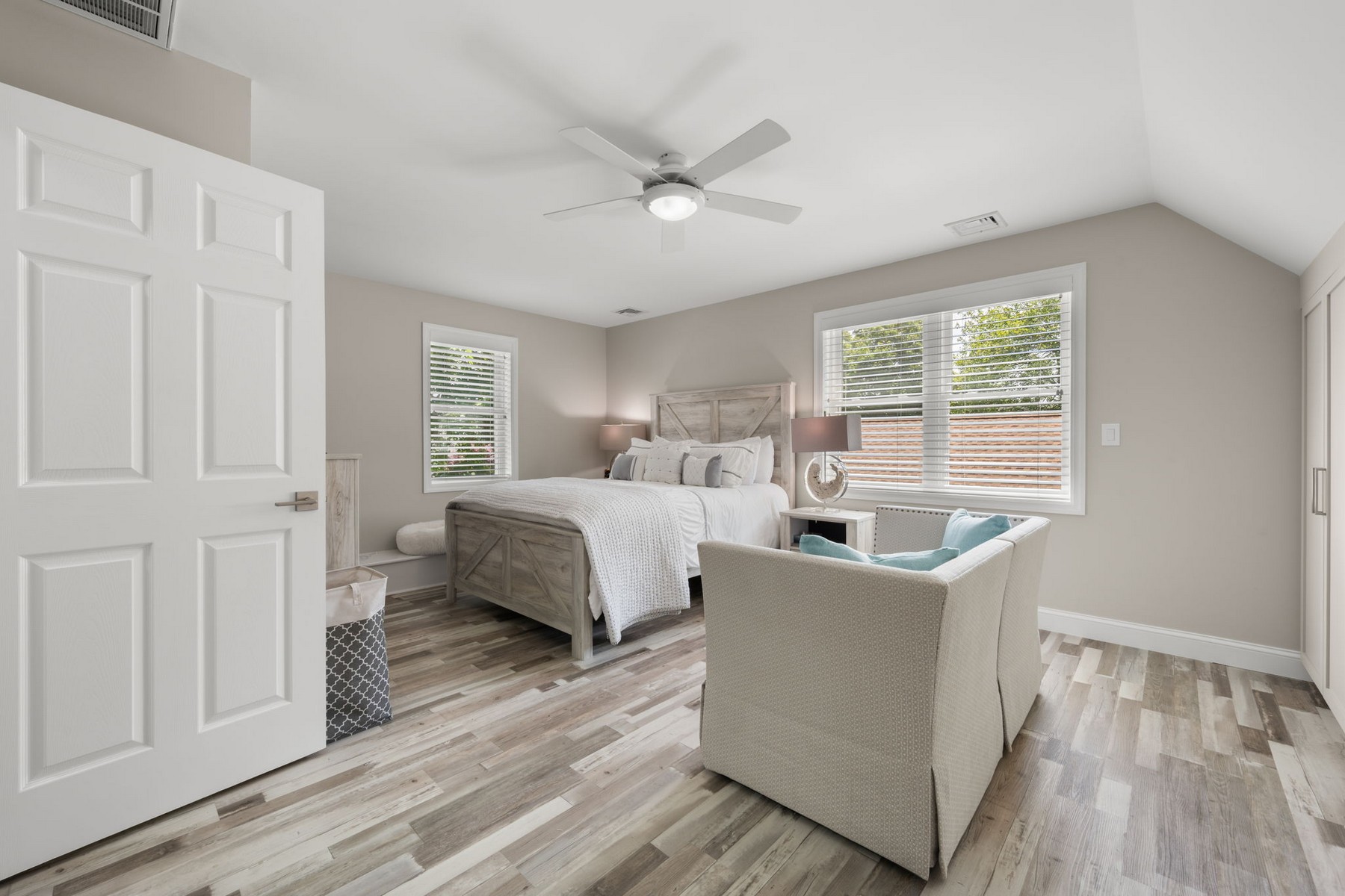  completely remodeled and update contemporary ranch - 物件實景