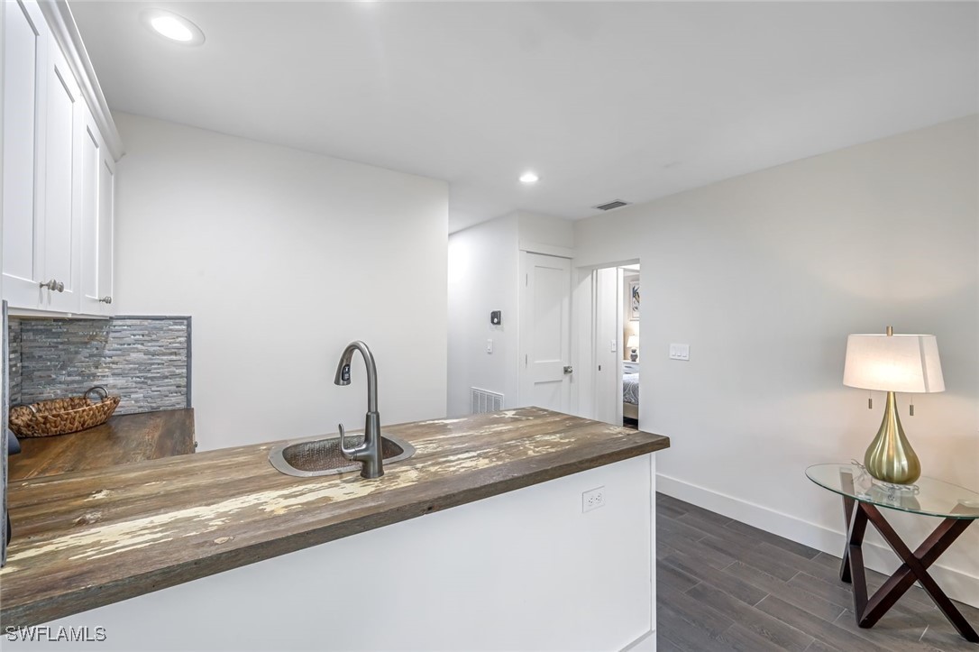 Cape Coral, Florida, 33914, United States, 5 Bedrooms Bedrooms, ,4 BathroomsBathrooms,Residential,For Sale,1980766