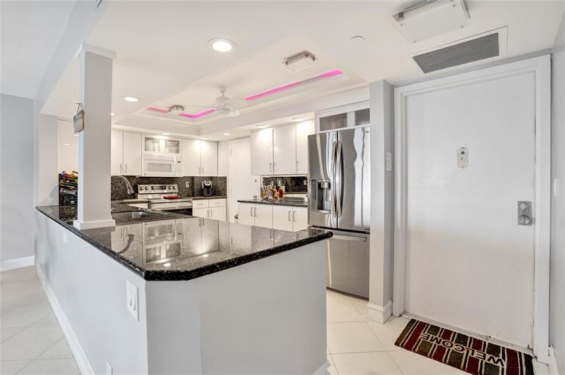 Hillsboro Beach, Florida, 33062, United States, 2 Bedrooms Bedrooms, ,2 BathroomsBathrooms,Residential,For Sale,1991245