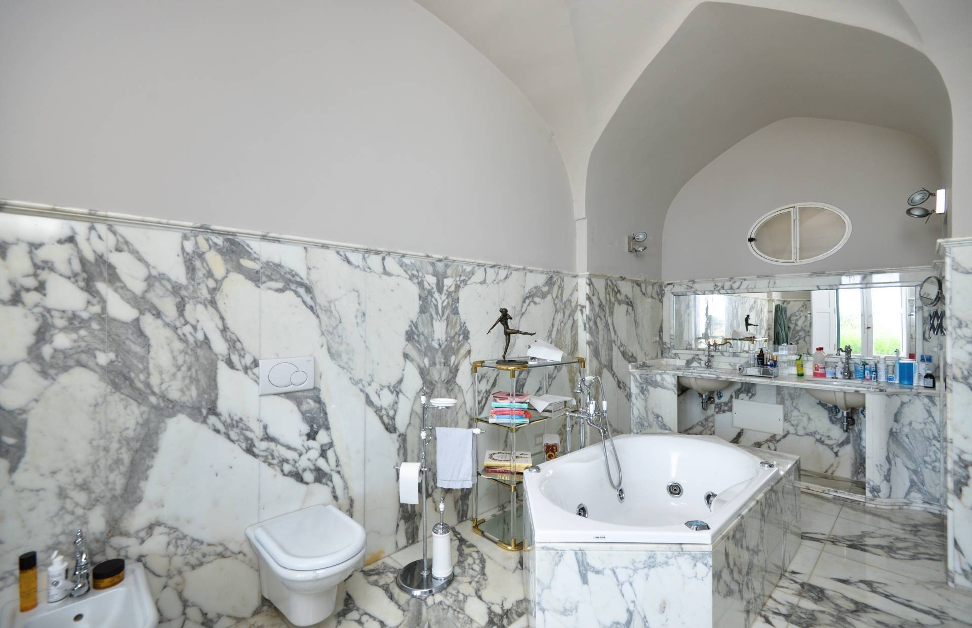 Castro, Lecce, 73030, IT, 4 Bedrooms Bedrooms, ,4 BathroomsBathrooms,Residential,For Sale,1848615