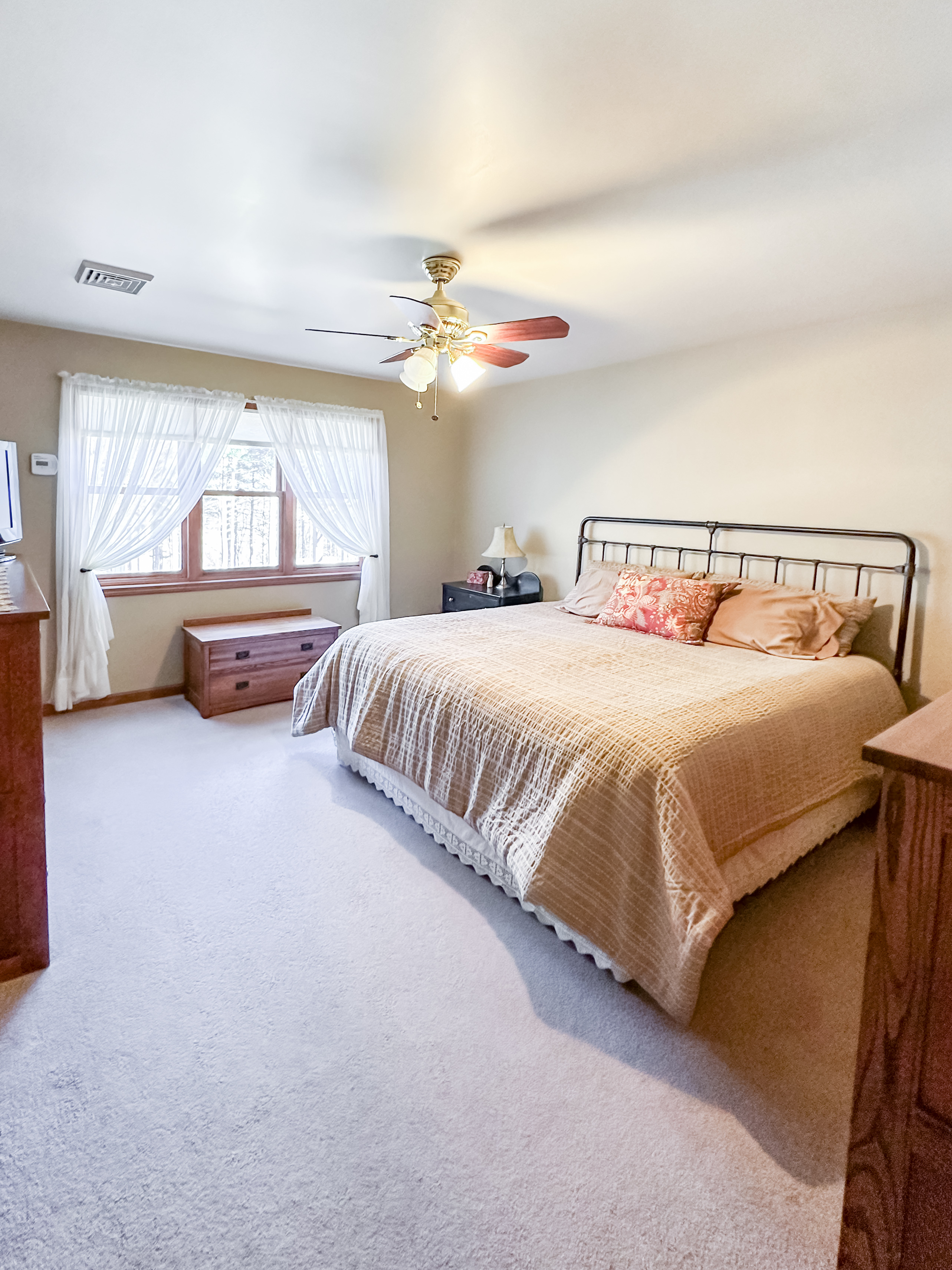 Acra, New York, 12405, United States, 3 Bedrooms Bedrooms, ,2 BathroomsBathrooms,Residential,For Sale,2002546