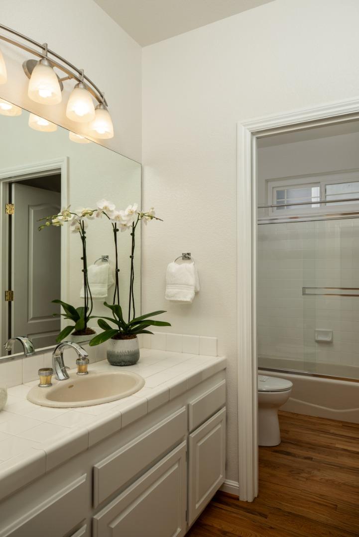 Menlo Park, California, 94025, United States, 4 Bedrooms Bedrooms, ,3 BathroomsBathrooms,Residential,For Sale,1927221