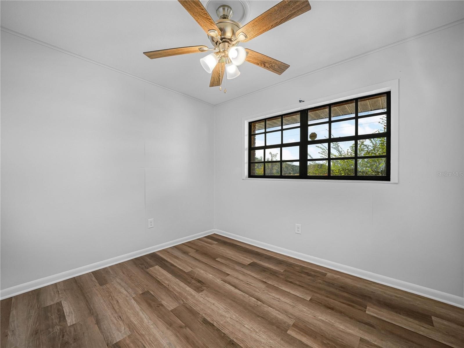 FROSTPROOF, Florida, 33843, United States, 6 Bedrooms Bedrooms, ,3 BathroomsBathrooms,Residential,For Sale,2006124