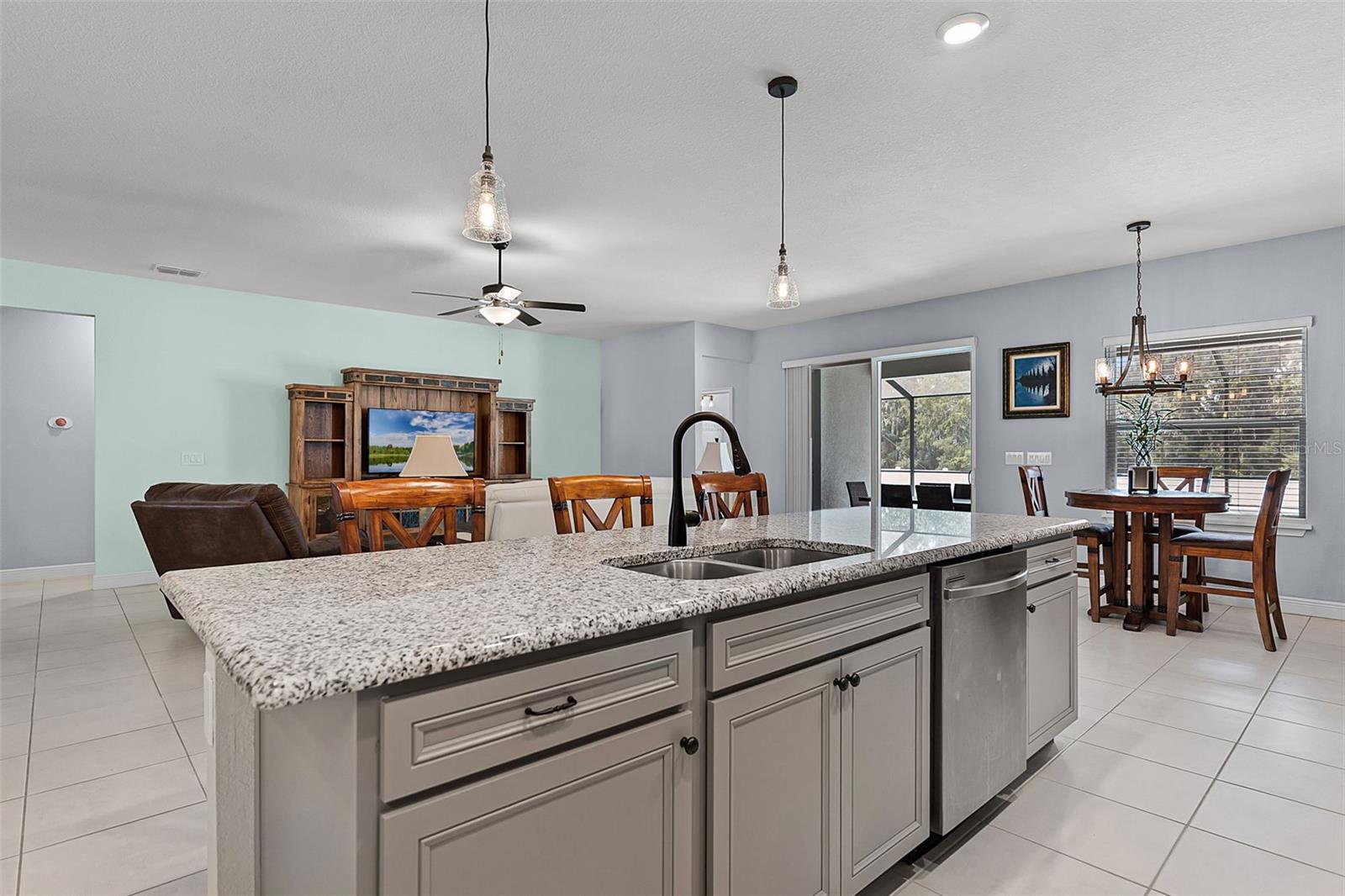 AUBURNDALE, Florida, 33823, United States, 4 Bedrooms Bedrooms, ,3 BathroomsBathrooms,Residential,For Sale,1899734