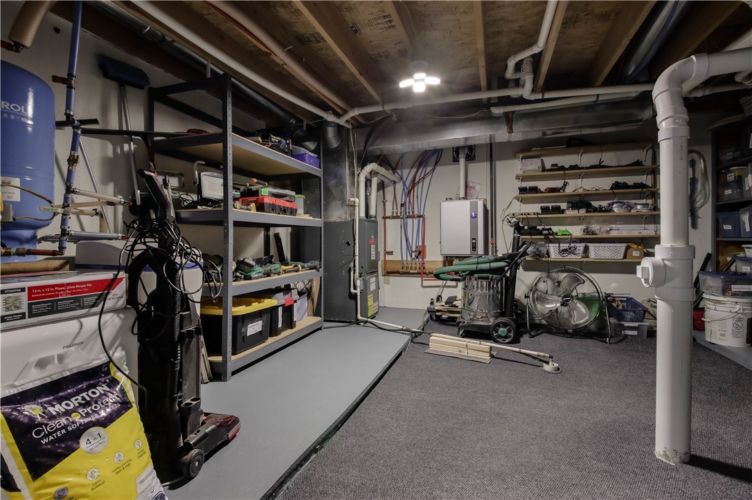 Chetek, Wisconsin, 54728, United States, 2 Bedrooms Bedrooms, ,2 BathroomsBathrooms,Residential,For Sale,1939272