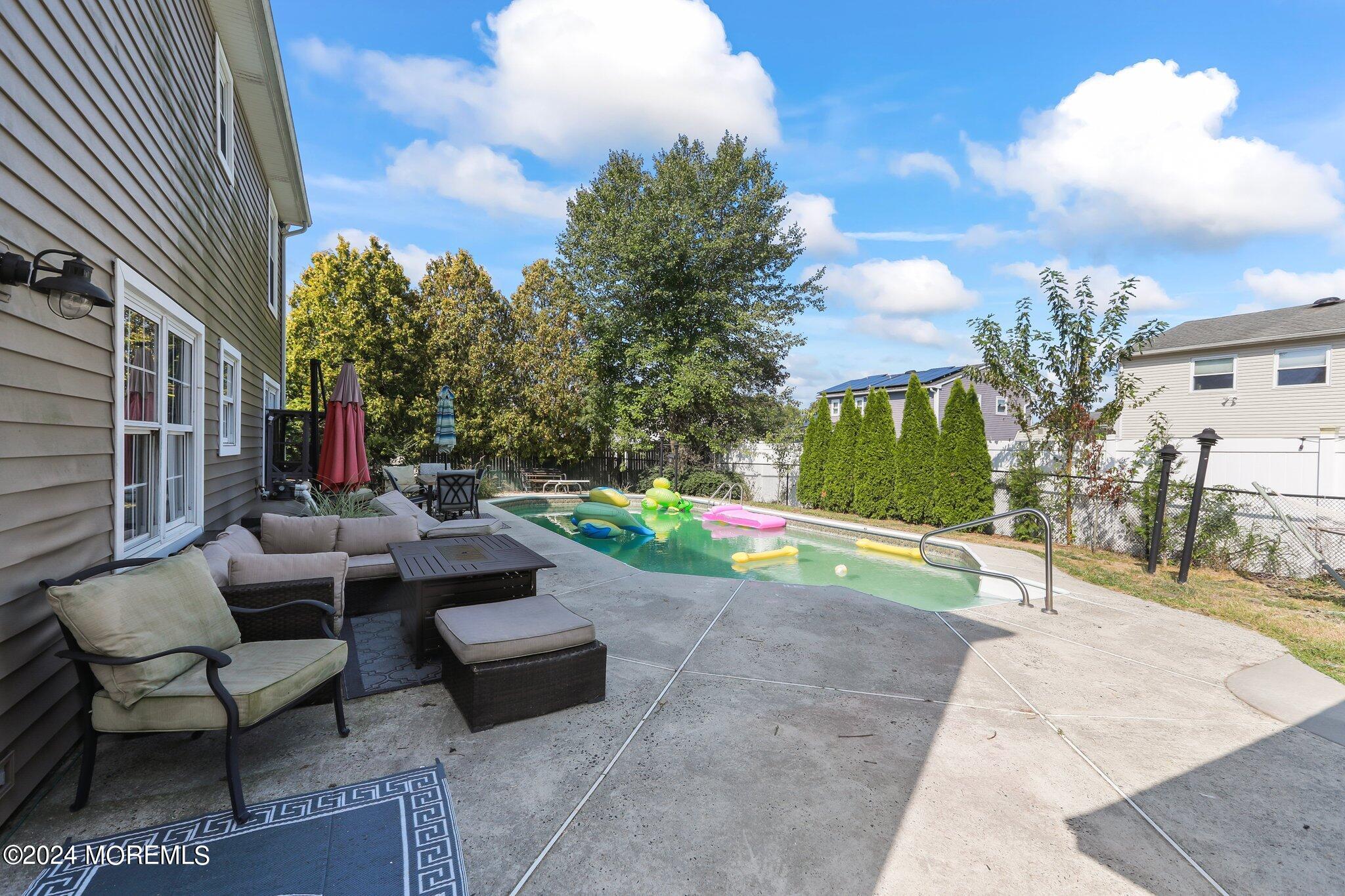 Howell, New Jersey, 07731, United States, 4 Bedrooms Bedrooms, ,3 BathroomsBathrooms,Residential,For Sale,1928001