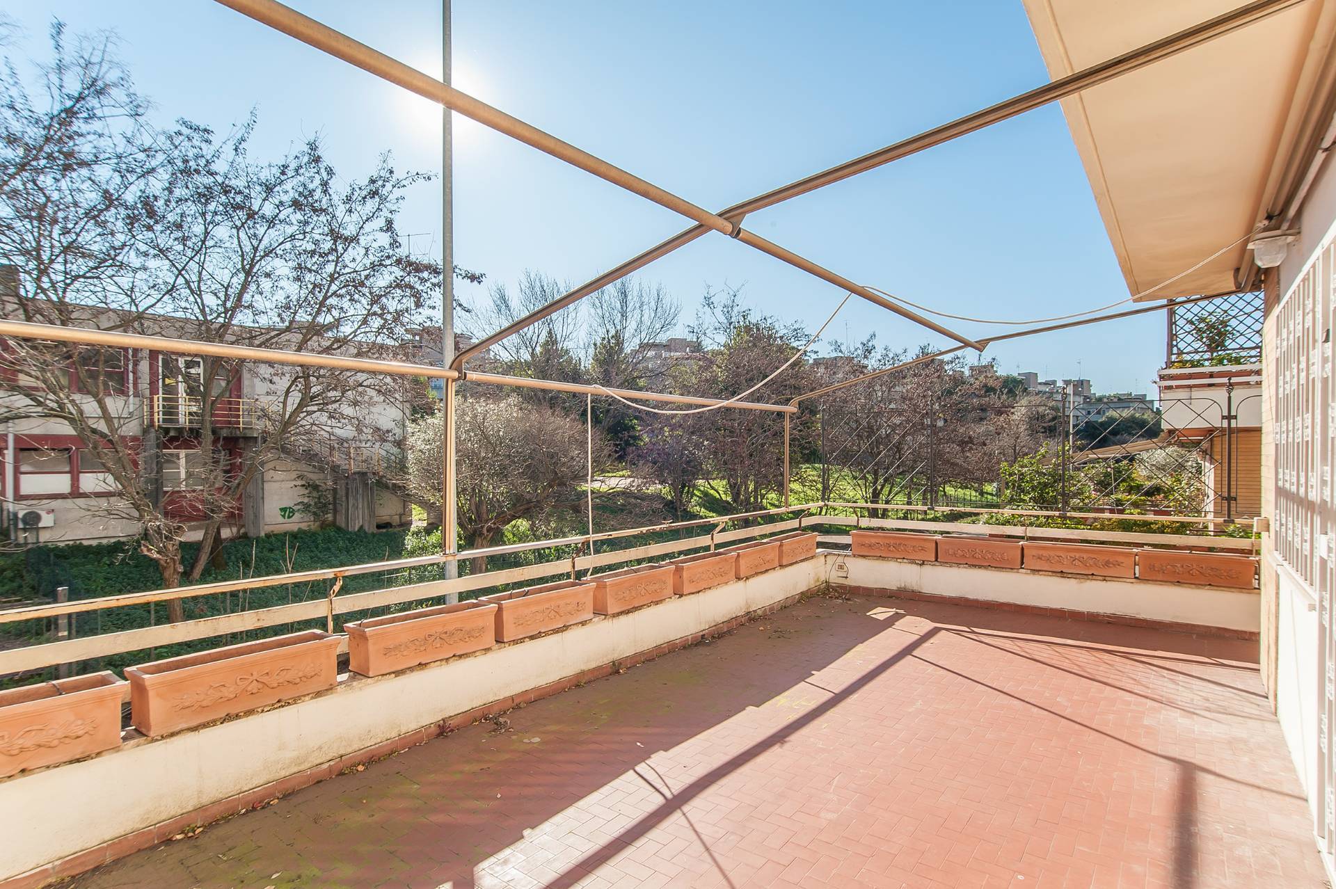 Roma, Roma, 00100, IT, 5 Bedrooms Bedrooms, ,3 BathroomsBathrooms,Residential,For Sale,1738705