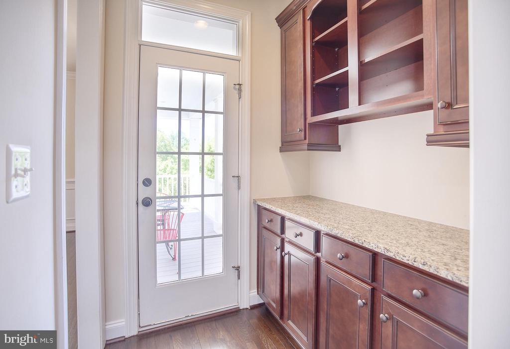 Silver Spring, Maryland, 20906, United States, 4 Bedrooms Bedrooms, ,5 BathroomsBathrooms,Residential,For Sale,1900768