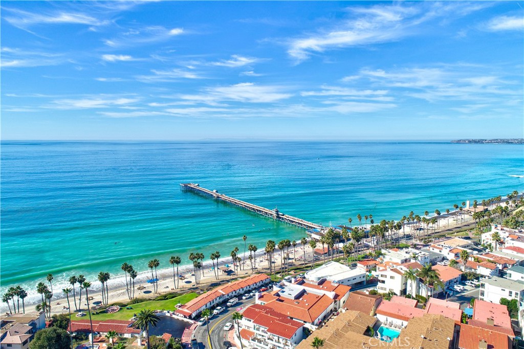 San Clemente, California, 92673, United States, 4 Bedrooms Bedrooms, ,3 BathroomsBathrooms,Residential,For Sale,1941034