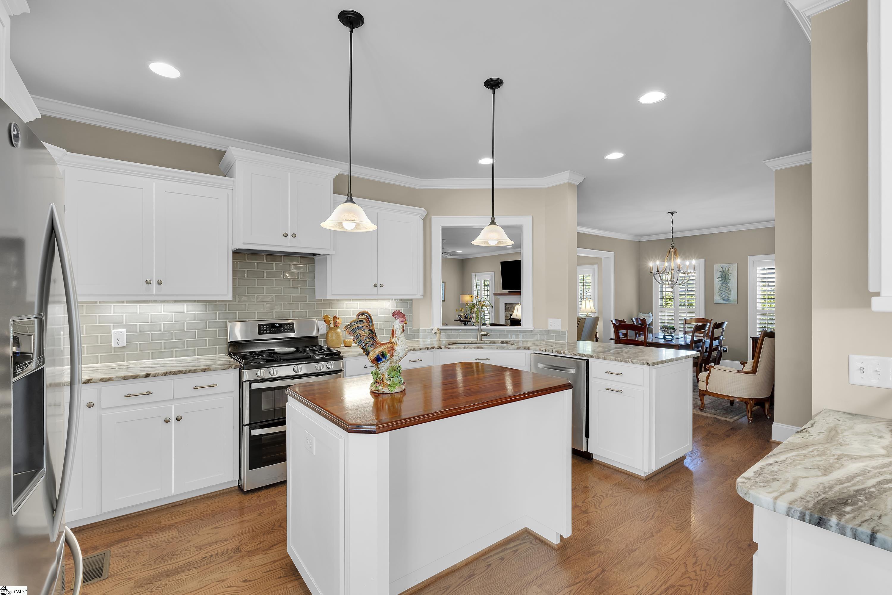 Spartanburg, South Carolina, 29302, United States, 4 Bedrooms Bedrooms, ,4 BathroomsBathrooms,Residential,For Sale,1907332
