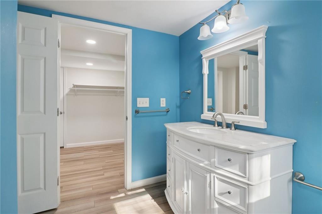 Smyrna, Georgia, 30082, United States, 6 Bedrooms Bedrooms, ,3 BathroomsBathrooms,Residential,For Sale,2002854
