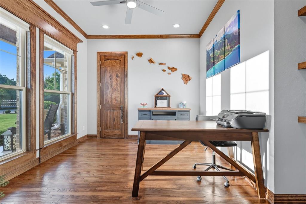 Midlothian, Texas, 76065, United States, 4 Bedrooms Bedrooms, ,3 BathroomsBathrooms,Residential,For Sale,1950999