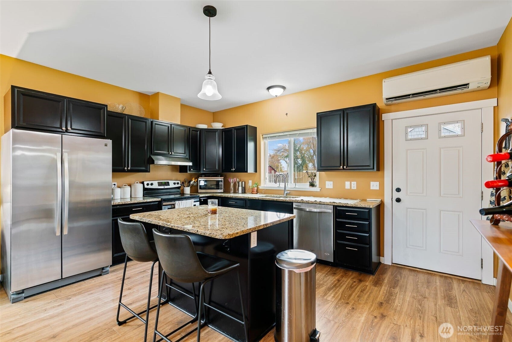 Ellensburg, Washington, 98926, United States, 3 Bedrooms Bedrooms, ,3 BathroomsBathrooms,Residential,For Sale,1991270