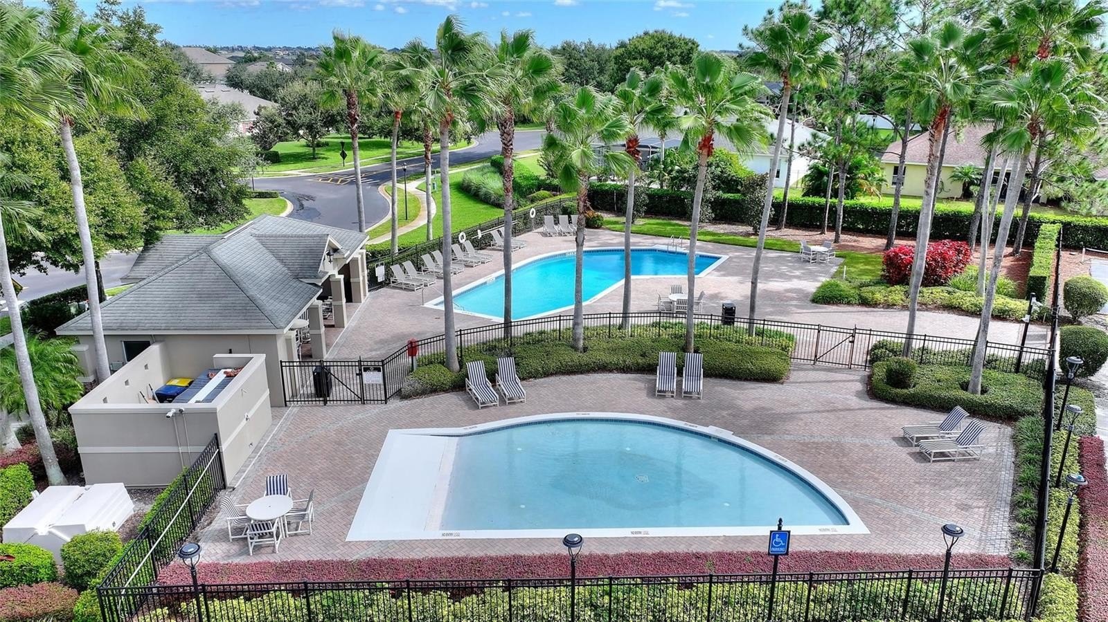 AUBURNDALE, Florida, 33823, United States, 5 Bedrooms Bedrooms, ,5 BathroomsBathrooms,Residential,For Sale,1986097