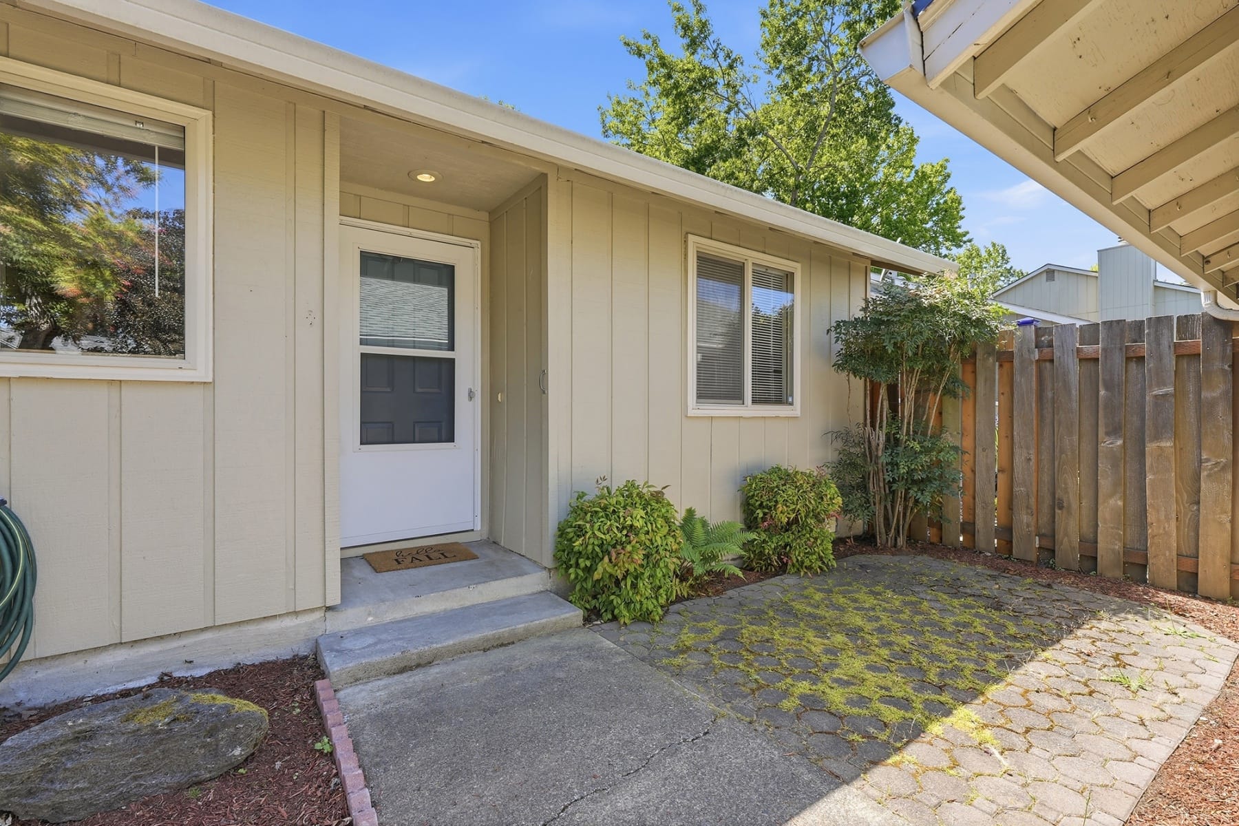  2986 SE BLUE BIRD DR Hillsboro, OR 97123 - 物件實景