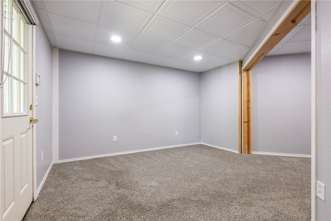 Rogers, Arkansas, 72756, United States, 4 Bedrooms Bedrooms, ,3 BathroomsBathrooms,Residential,For Sale,1925135