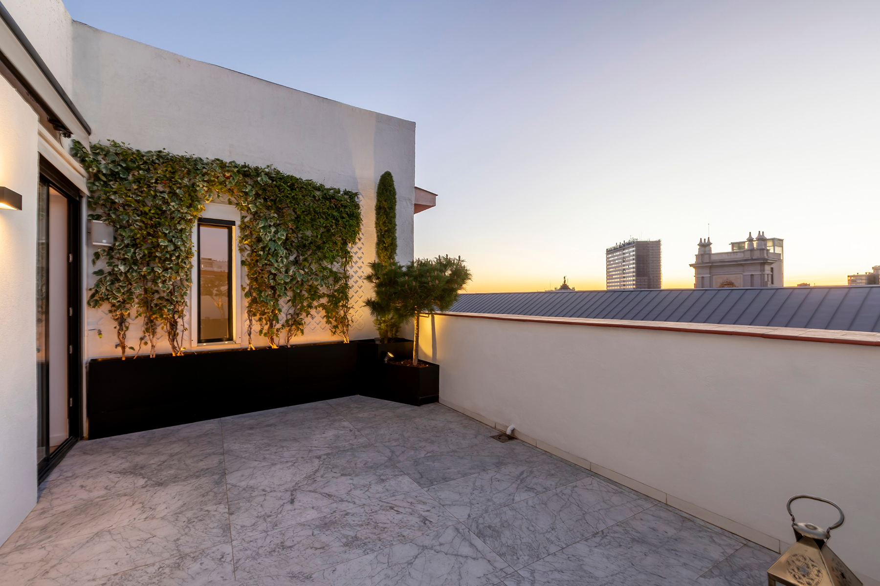  Contemporary Style Penthouse with 2 Terraces in the Heart of Madrid - 物件實景
