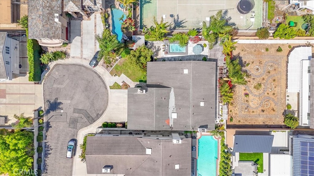 Huntington Beach, California, 92649, United States, 5 Bedrooms Bedrooms, ,5 BathroomsBathrooms,Residential,For Sale,1926565
