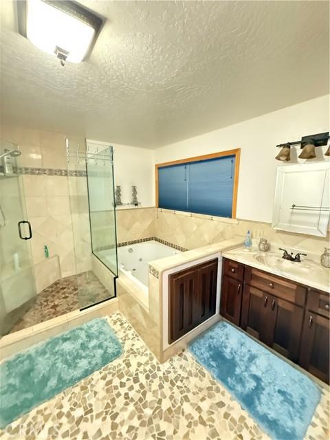 Strawberry, California, 95375, United States, 4 Bedrooms Bedrooms, ,3 BathroomsBathrooms,Residential,For Sale,1975985